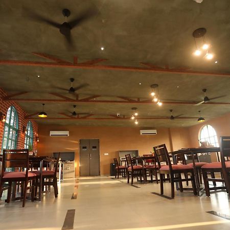 Chandan Kasturi Resort Dariāwad 外观 照片