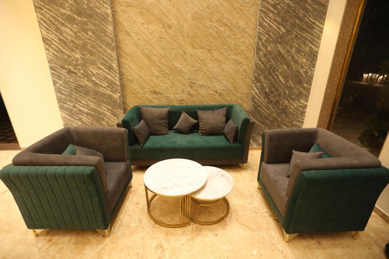 Chandan Kasturi Resort Dariāwad 外观 照片
