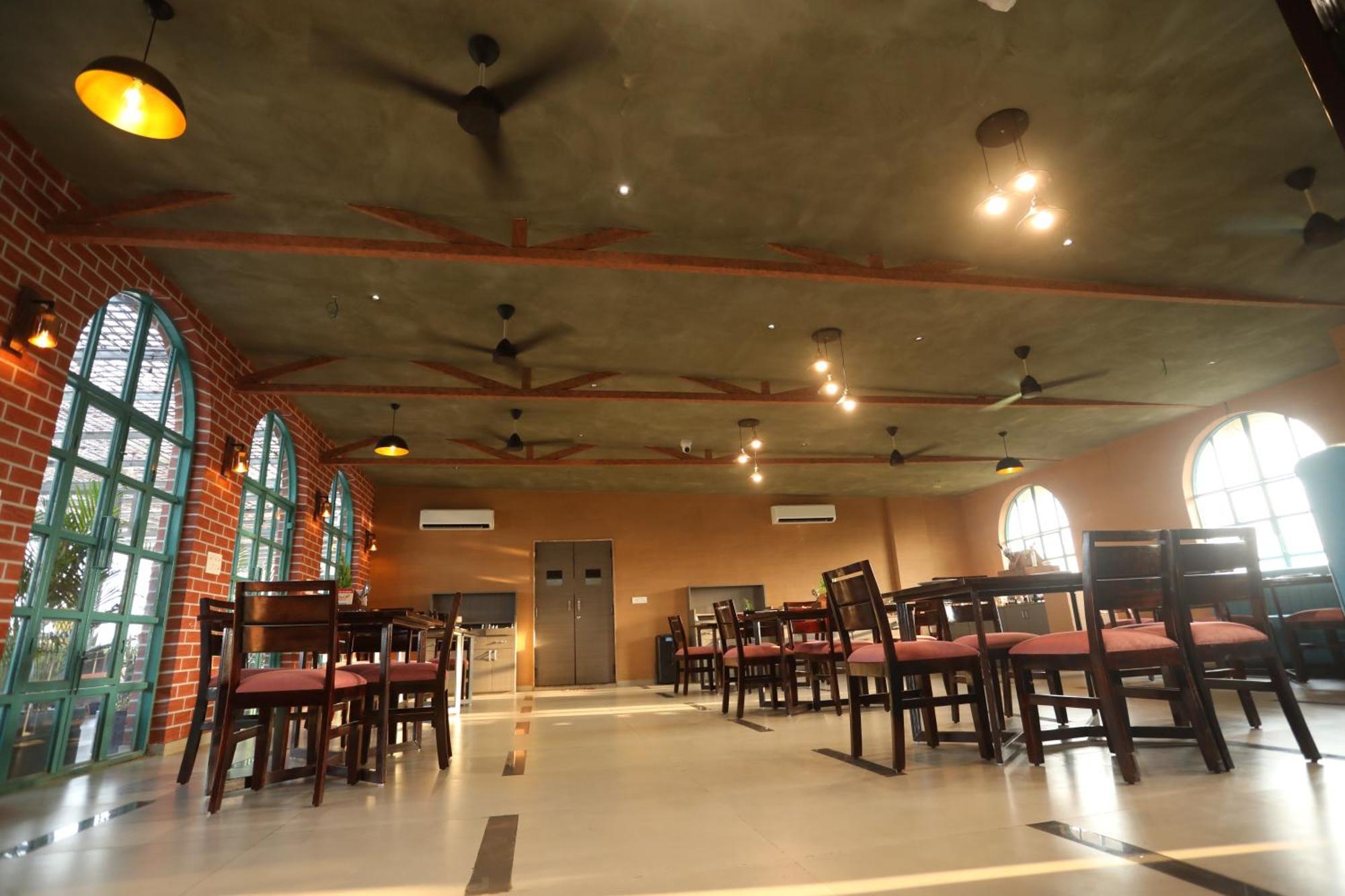 Chandan Kasturi Resort Dariāwad 外观 照片
