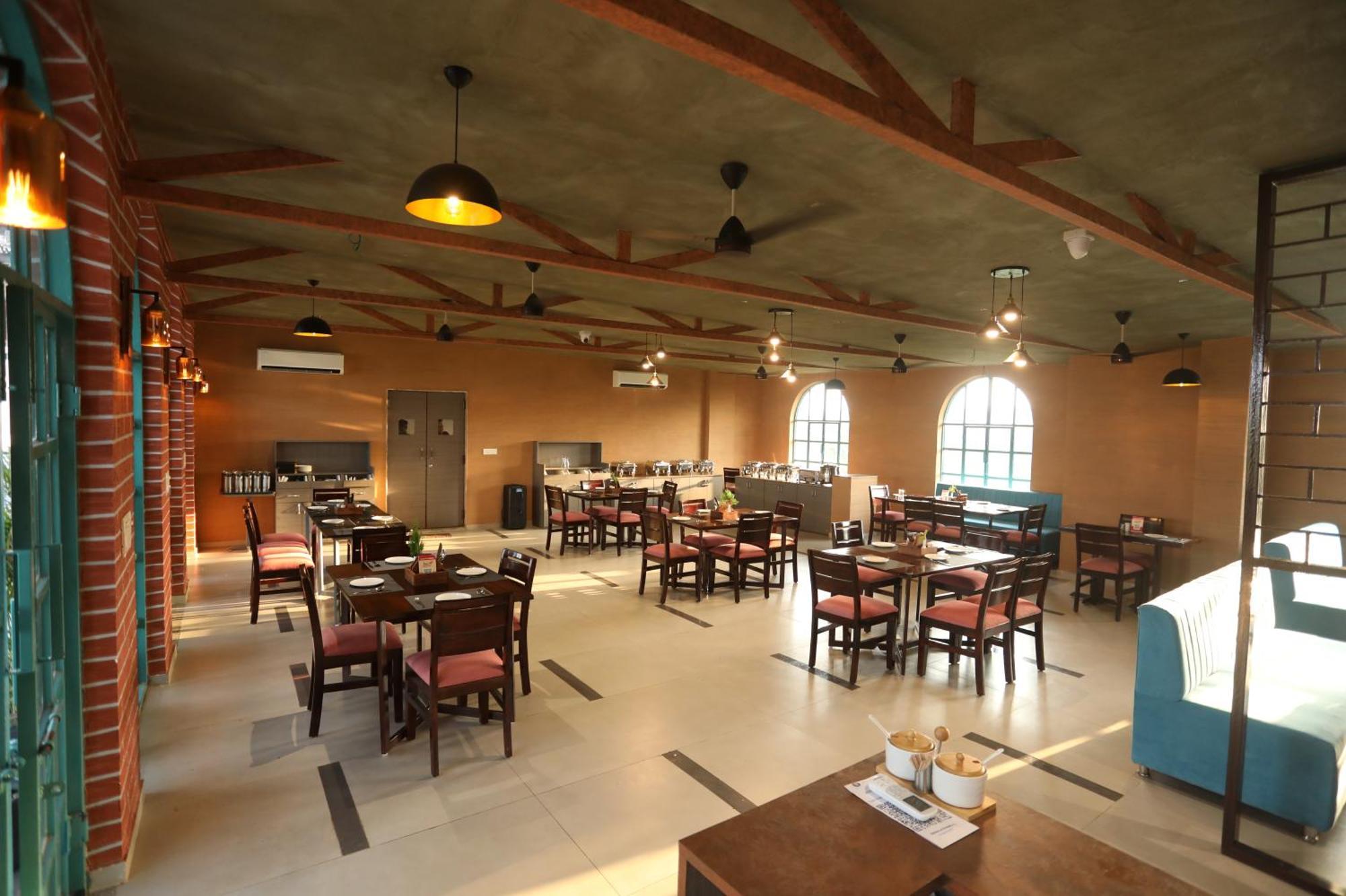Chandan Kasturi Resort Dariāwad 外观 照片